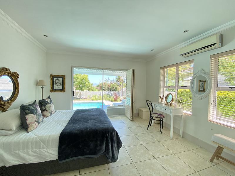 To Let 3 Bedroom Property for Rent in Somerset West Western Cape